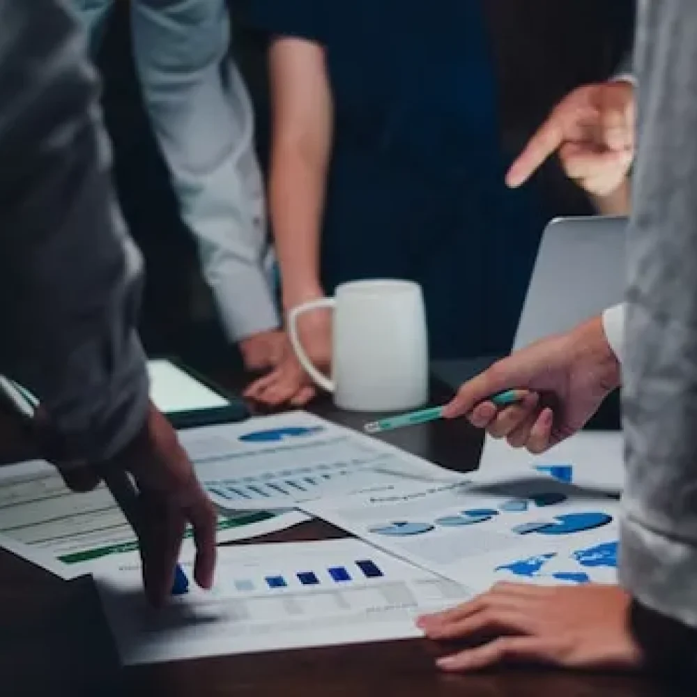millennial-asia-businessmen-busi